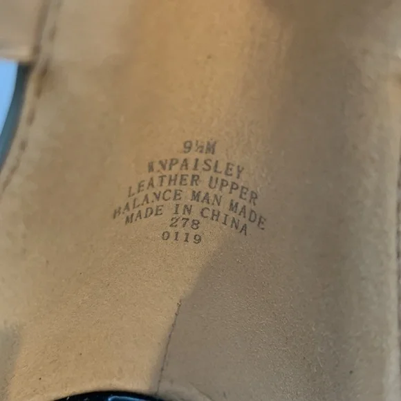 Nine West Paisley Open Toe Blue Patent Leather Block Heel Sandals - Picture 16 of 16